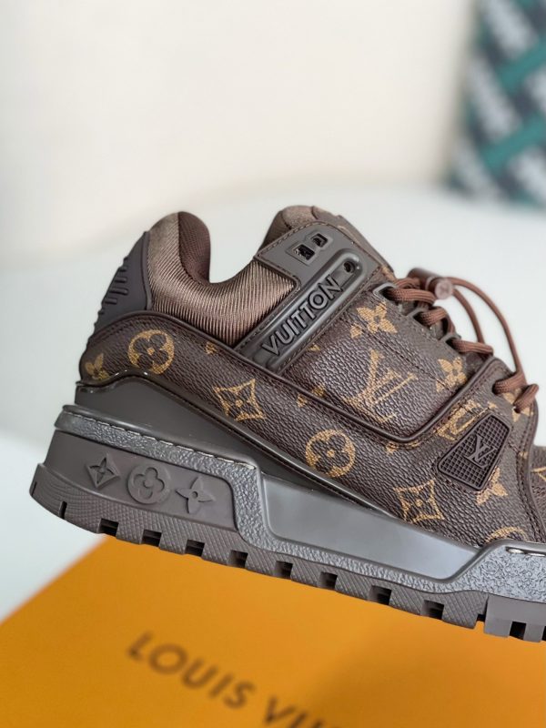 「#3340」 LOUIS VUITTON TRAINER SNEAKERS - Image 7