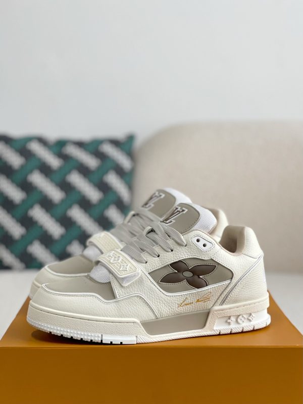 「#3343」 LOUIS VUITTON TRAINER SNEAKERS - Image 2