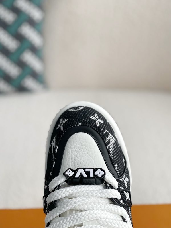 「#3357」LOUIS VUITTON  TRAINER 2023Show style Sneakers - Image 9
