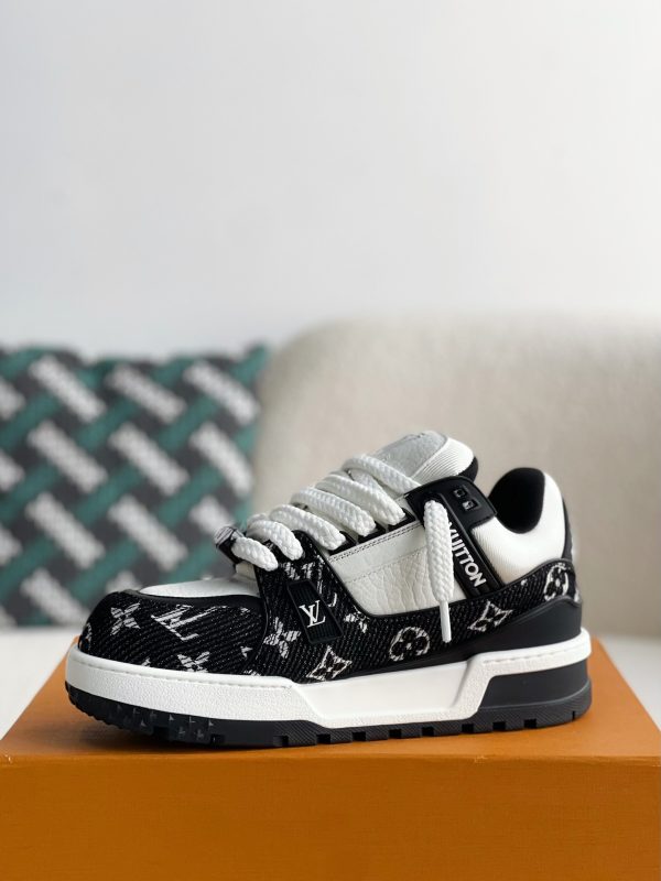 「#3357」LOUIS VUITTON  TRAINER 2023Show style Sneakers - Image 4