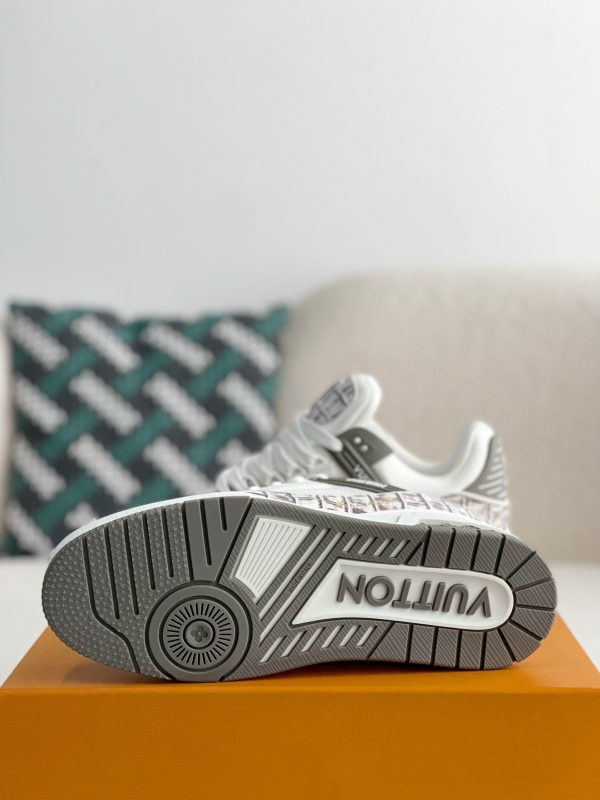 「#3368」 LOUIS VUITTON TRAINER SNEAKERS - Image 5