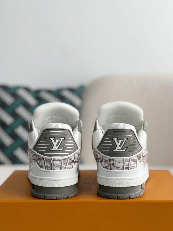「#3368」 LOUIS VUITTON TRAINER SNEAKERS - Image 3