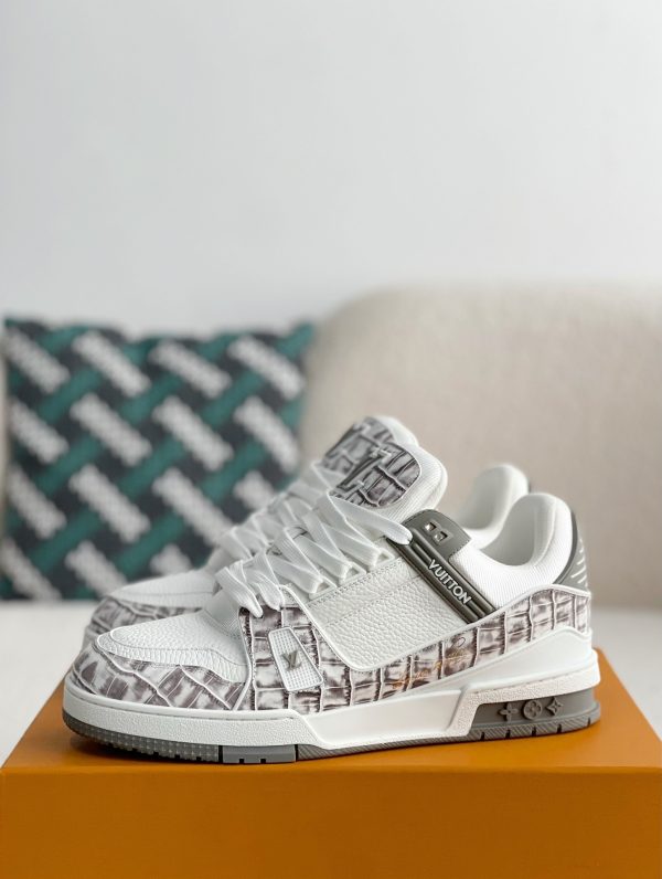 「#3368」 LOUIS VUITTON TRAINER SNEAKERS - Image 2