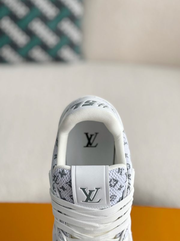 「#3369」 LOUIS VUITTON TRAINER SNEAKERS - Image 9