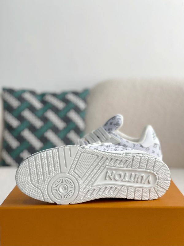 「#3369」 LOUIS VUITTON TRAINER SNEAKERS - Image 5