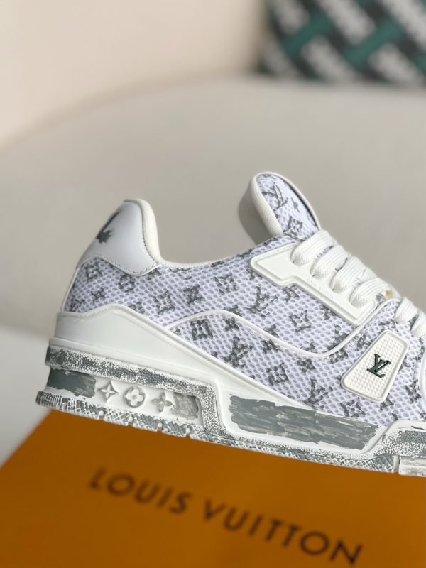 「#3369」 LOUIS VUITTON TRAINER SNEAKERS - Image 7