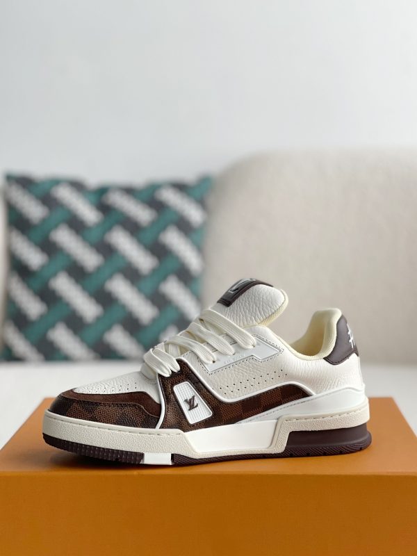 「#3385」 LOUIS VUITTON TRAINER SNEAKERS - Image 4
