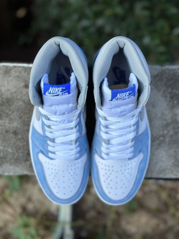 ¡¸#3477¡¹Air Jordan 1 Retro High Hyper Royal Smoke Grey - Image 3