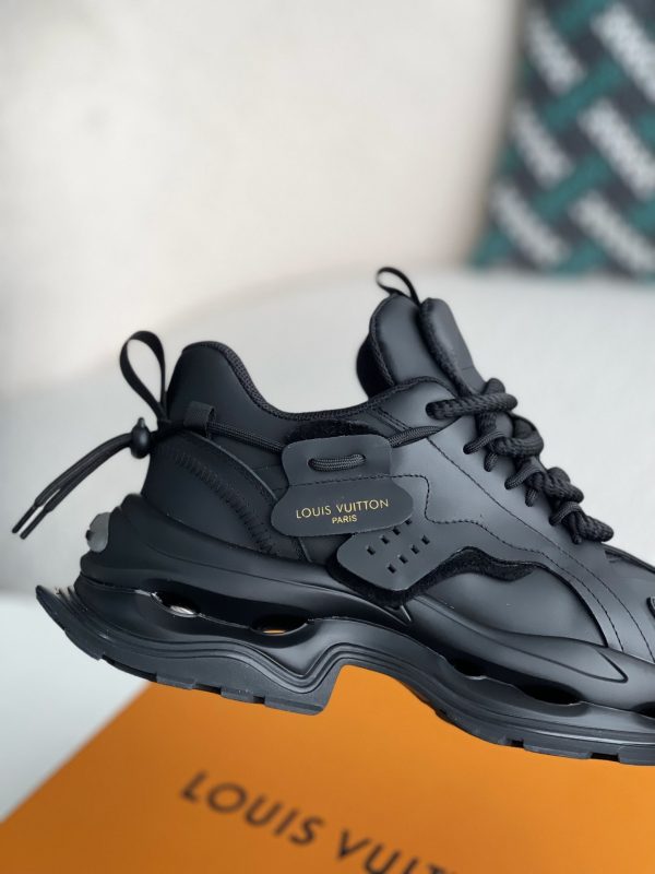 「#3520」LOUIS VUITTON CASUAL SNEAKERS - Image 7