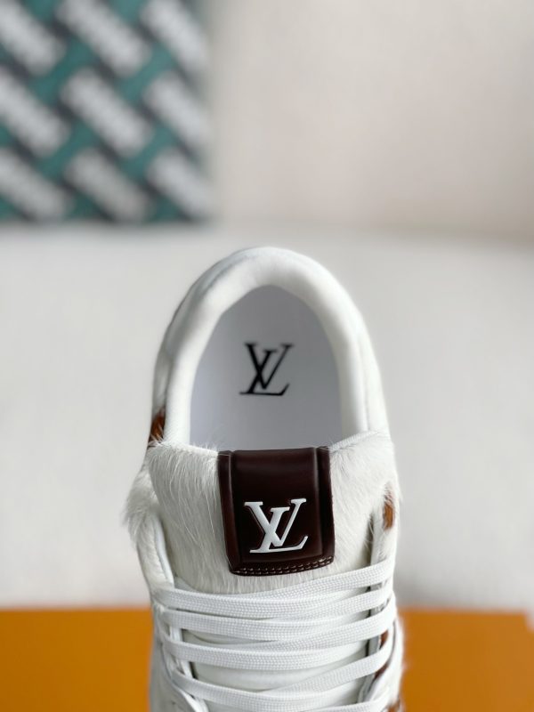 「#3530」 LOUIS VUITTON TRAINER SNEAKERS - Image 8
