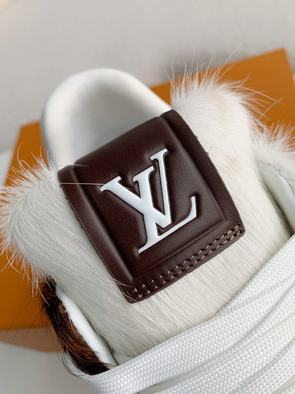 「#3530」 LOUIS VUITTON TRAINER SNEAKERS - Image 10