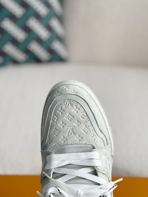 「#3566」 LOUIS VUITTON TRAINER SNEAKERS - Image 8