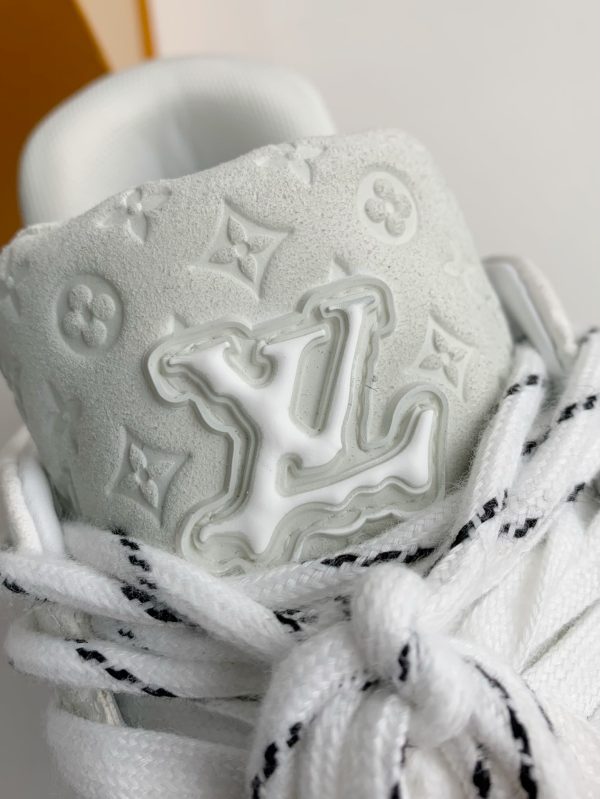 「#3566」 LOUIS VUITTON TRAINER SNEAKERS - Image 10