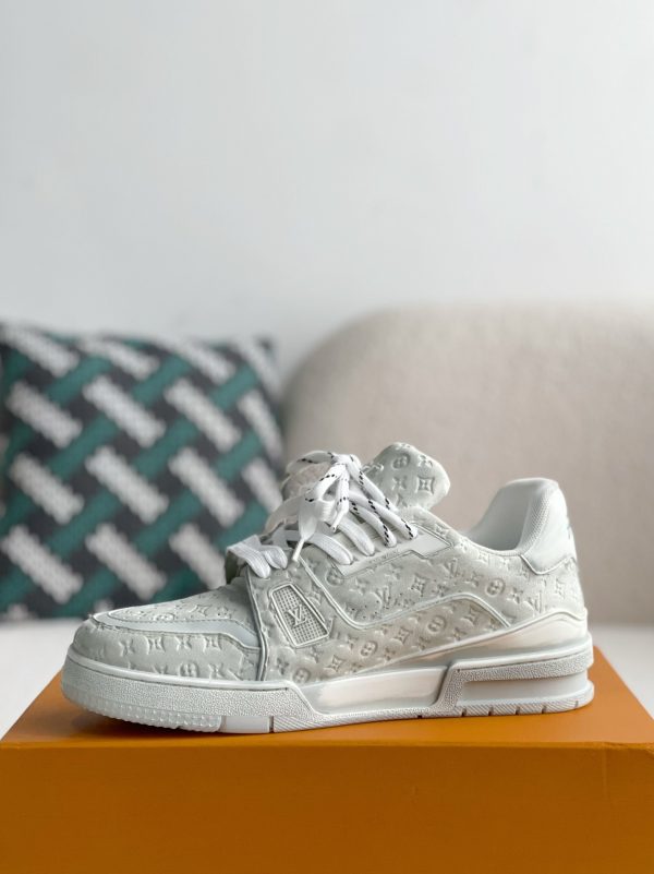 「#3566」 LOUIS VUITTON TRAINER SNEAKERS - Image 4