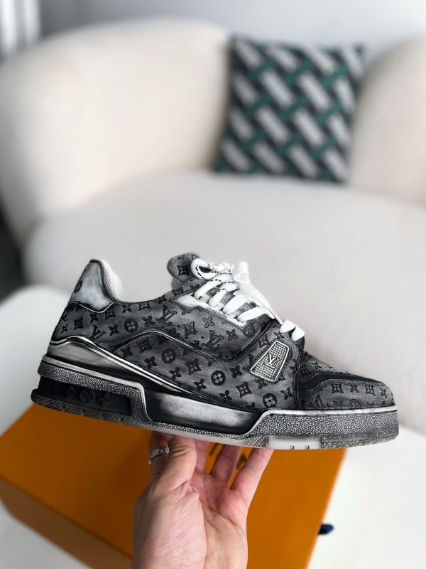 「#3567」 LOUIS VUITTON TRAINER SNEAKERS - Image 6