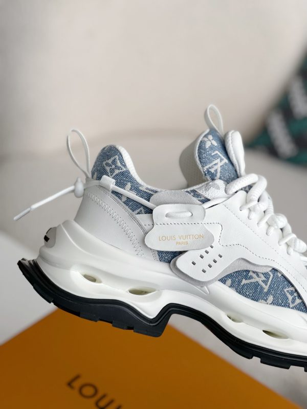 「#3688」LOUIS VUITTON CASUAL SNEAKERS - Image 7
