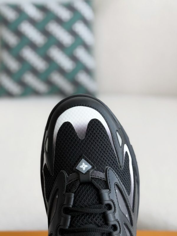 「#3695」LOUIS VUITTON CASUAL SNEAKERS - Image 10