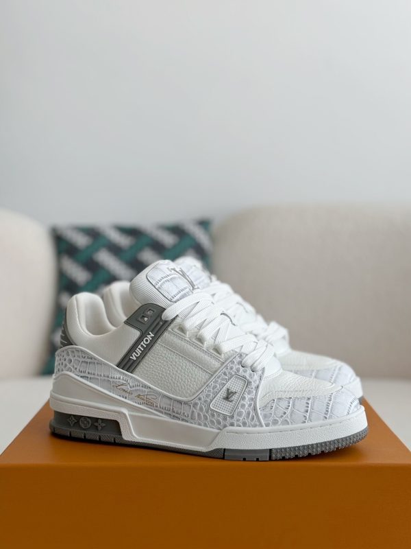 「#3696」 LOUIS VUITTON TRAINER SNEAKERS