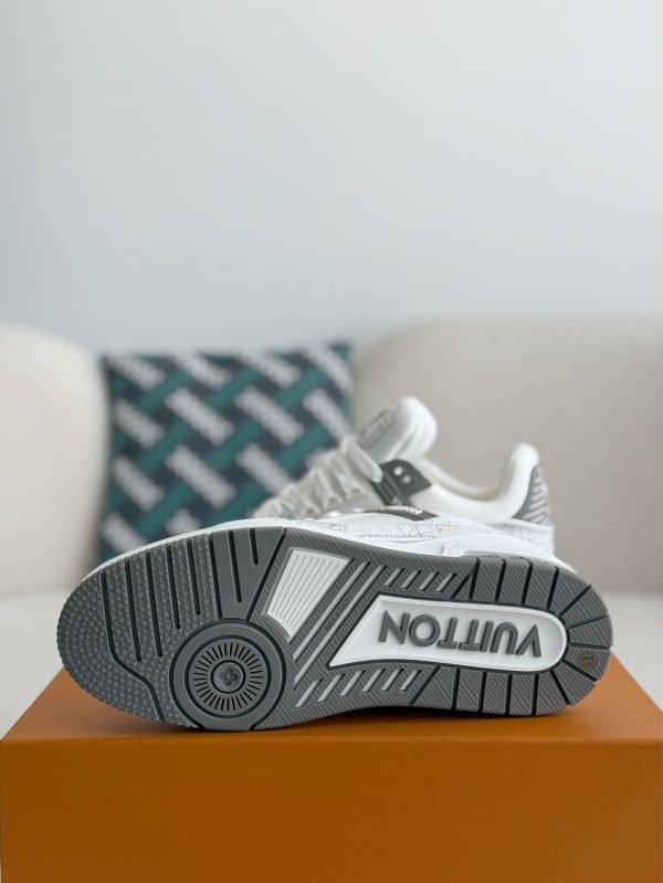 「#3696」 LOUIS VUITTON TRAINER SNEAKERS - Image 5