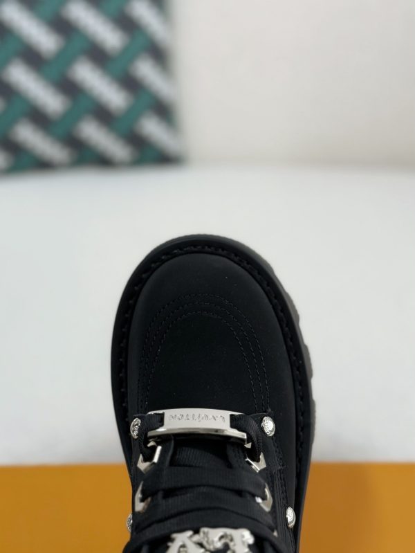 「#3716」LOUIS VUITTON Round toe lace-up boots - Image 9