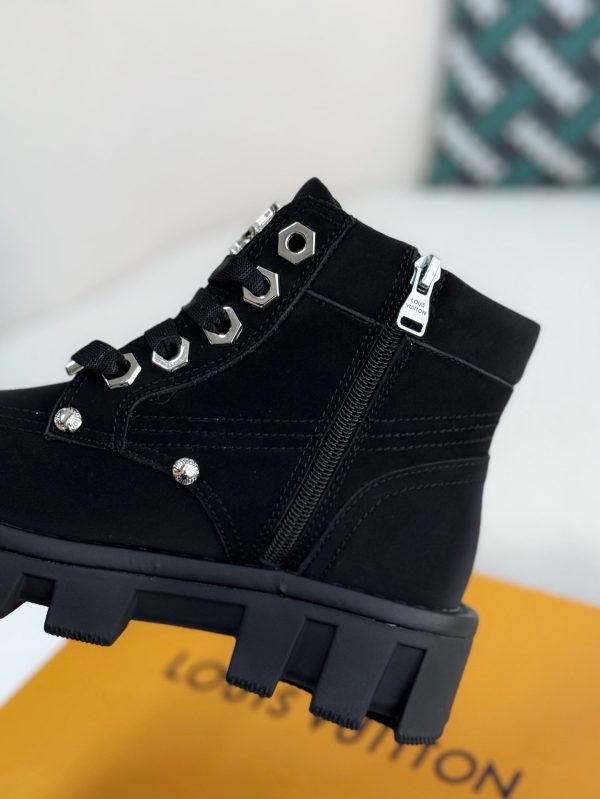 「#3716」LOUIS VUITTON Round toe lace-up boots - Image 7