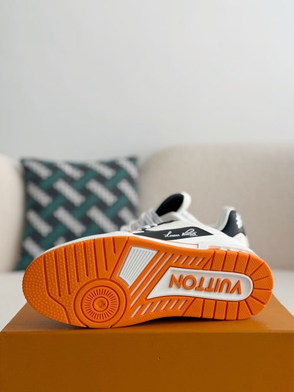 「#3719」LOUIS VUITTON TRAINER SNEAKERS - Image 5