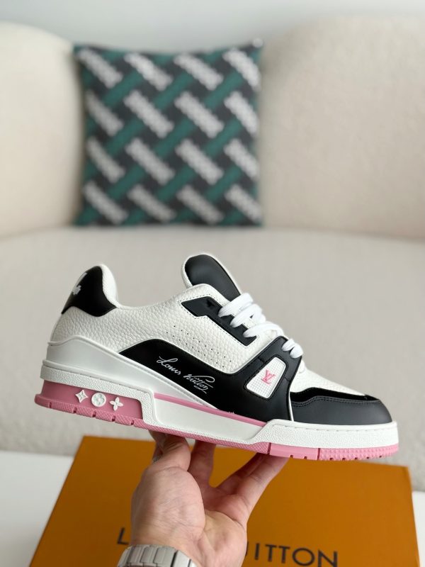 「#3721」LOUIS VUITTON TRAINER SNEAKERS - Image 6