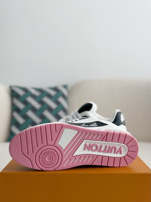 「#3721」LOUIS VUITTON TRAINER SNEAKERS - Image 5