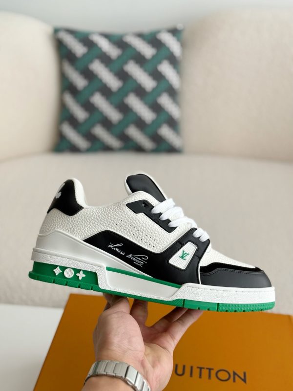 「#3722」LOUIS VUITTON TRAINER SNEAKERS - Image 6
