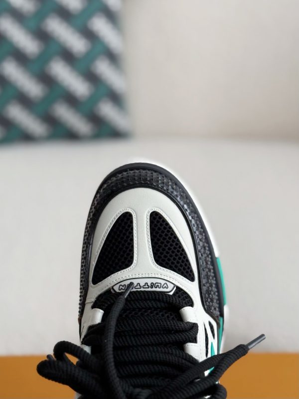「#3740」LOUIS VUITTON RUNNER TATIC sneakers - Image 9