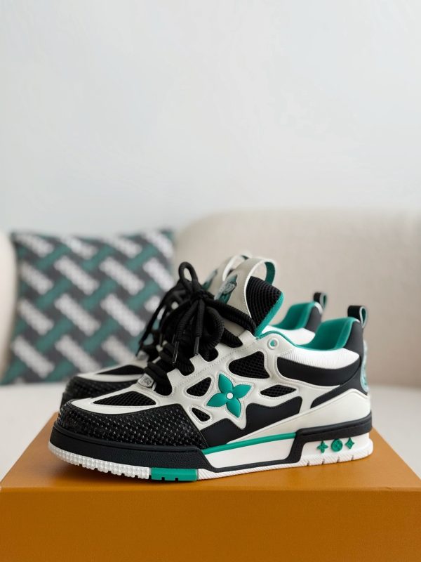 「#3740」LOUIS VUITTON RUNNER TATIC sneakers - Image 2