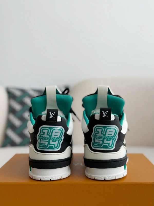 「#3740」LOUIS VUITTON RUNNER TATIC sneakers - Image 3
