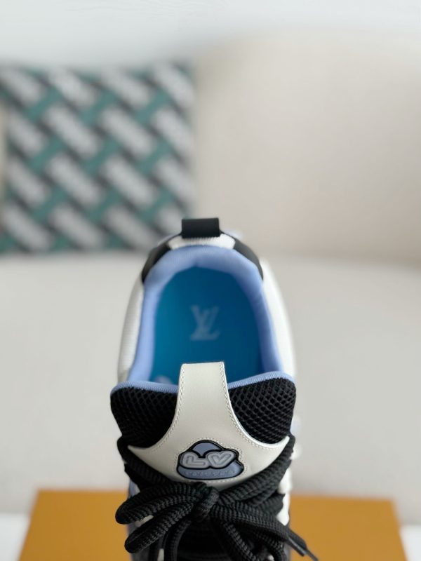 「#3742」LOUIS VUITTON RUNNER TATIC sneakers - Image 9