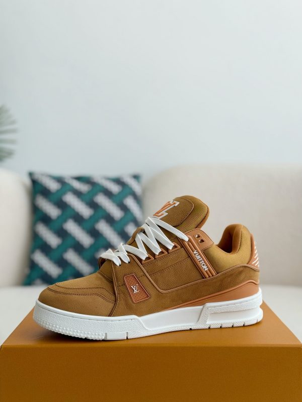 「#3756」 LOUIS VUITTON TRAINER SNEAKERS - Image 4