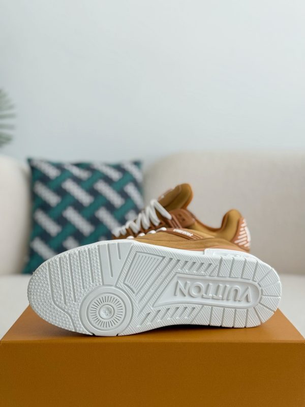 「#3756」 LOUIS VUITTON TRAINER SNEAKERS - Image 5