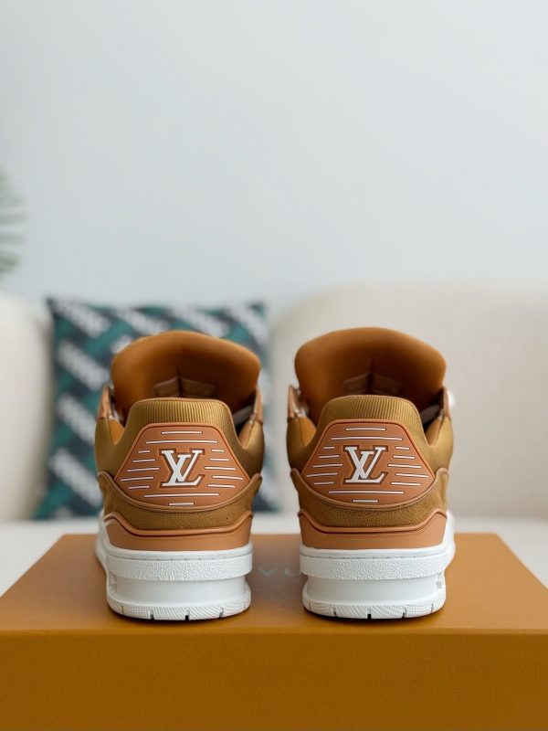 「#3756」 LOUIS VUITTON TRAINER SNEAKERS - Image 3