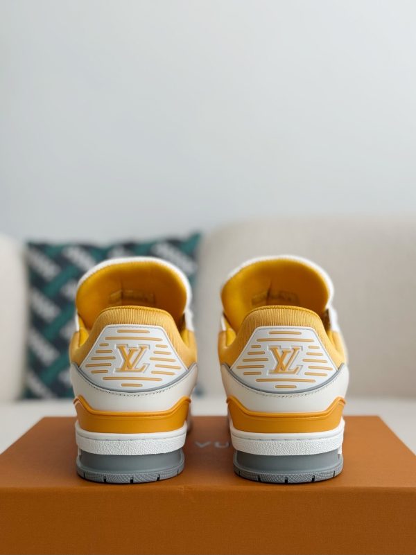 「#3889」 LOUIS VUITTON TRAINER SNEAKERS - Image 3