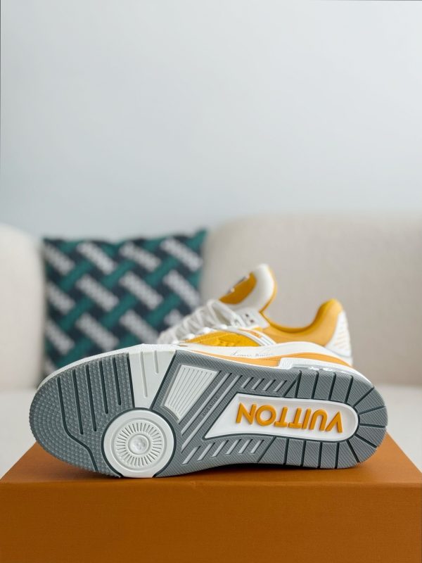 「#3889」 LOUIS VUITTON TRAINER SNEAKERS - Image 5