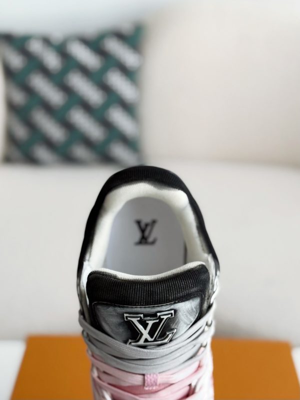 「#3894」 LOUIS VUITTON TRAINER SNEAKERS - Image 8