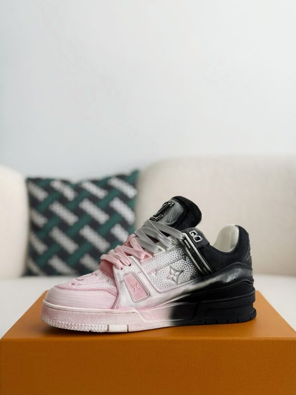 「#3894」 LOUIS VUITTON TRAINER SNEAKERS - Image 4