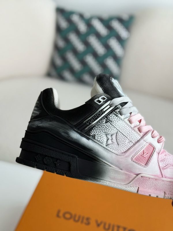「#3894」 LOUIS VUITTON TRAINER SNEAKERS - Image 7