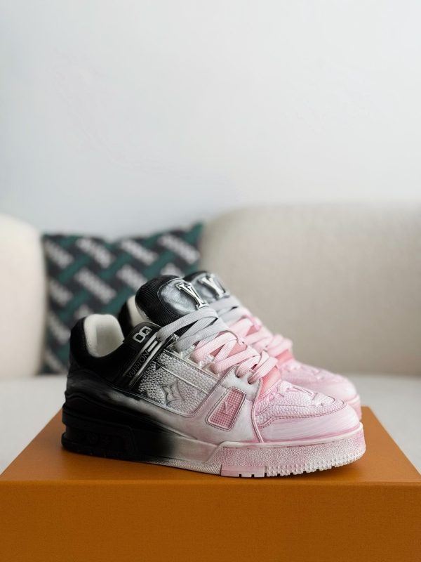 「#3894」 LOUIS VUITTON TRAINER SNEAKERS