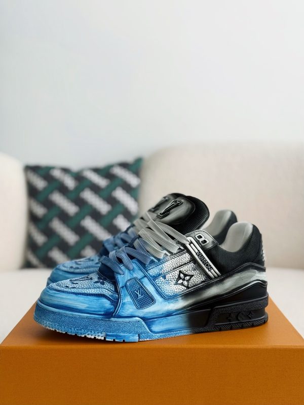 「#3895」 LOUIS VUITTON TRAINER SNEAKERS - Image 2