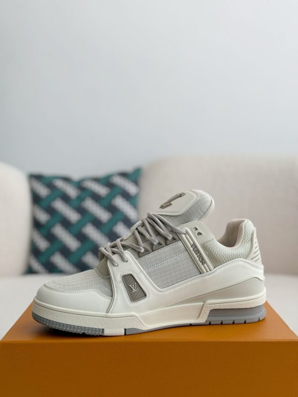 「#3904」 LOUIS VUITTON TRAINER SNEAKERS - Image 4