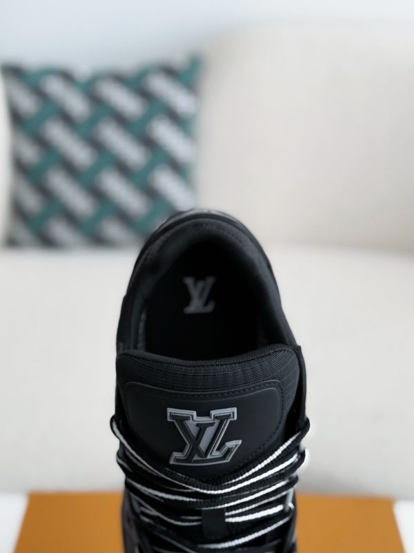 「#3905」 LOUIS VUITTON TRAINER SNEAKERS - Image 9