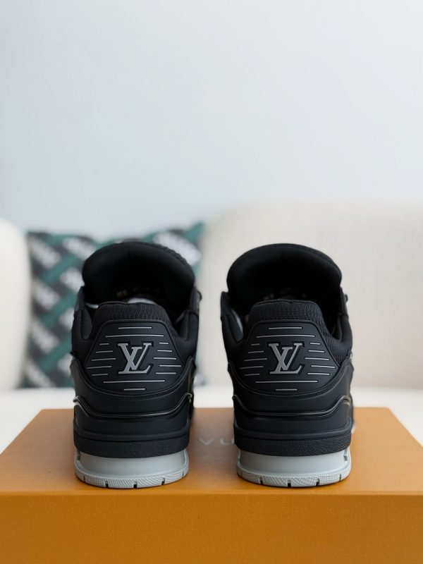 「#3905」 LOUIS VUITTON TRAINER SNEAKERS - Image 3
