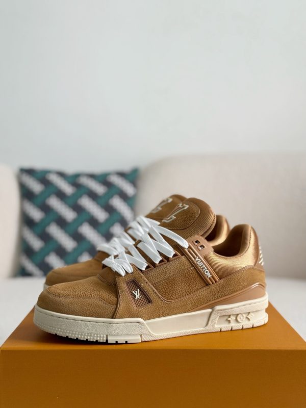 「#3910」 LOUIS VUITTON TRAINER SNEAKERS - Image 2