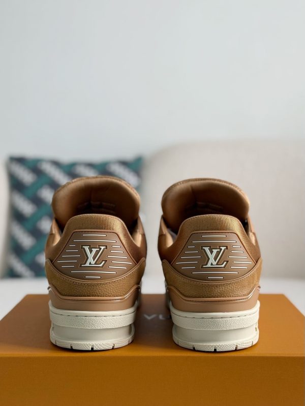 「#3910」 LOUIS VUITTON TRAINER SNEAKERS - Image 3