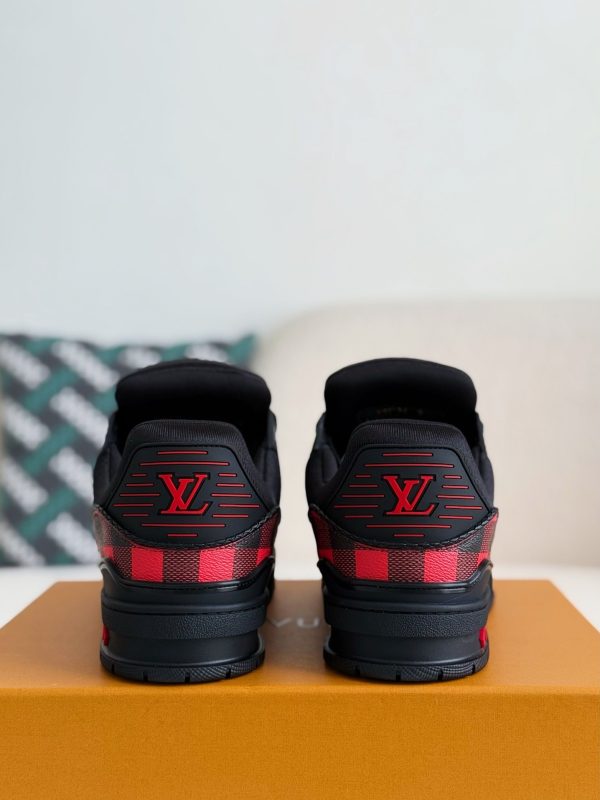 「#3922」 LOUIS VUITTON TRAINER SNEAKERS - Image 3