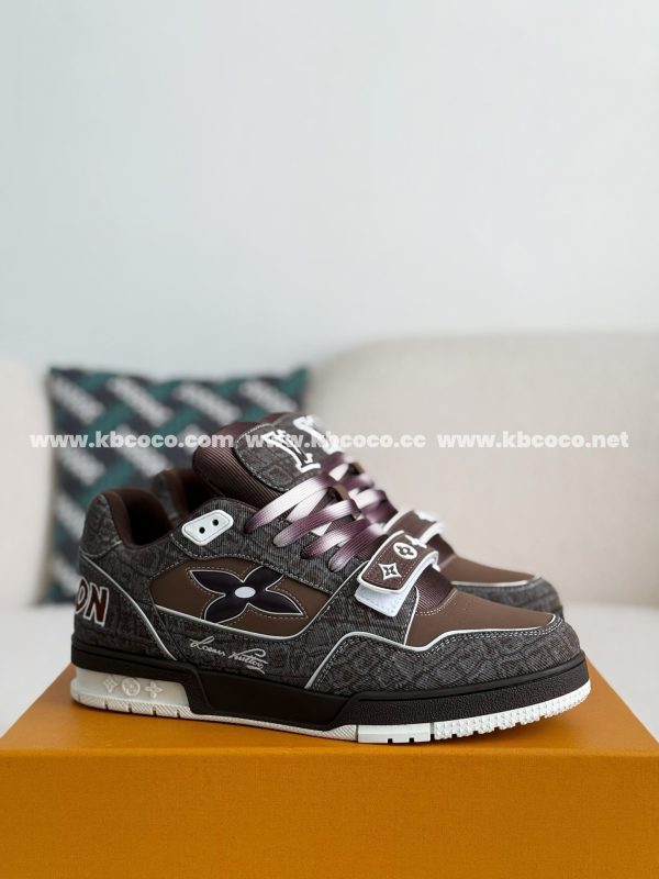「#3923」 LOUIS VUITTON TRAINER SNEAKERS